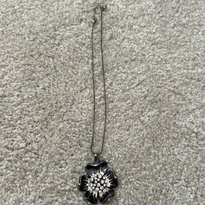Silver Flower Pendant Necklace